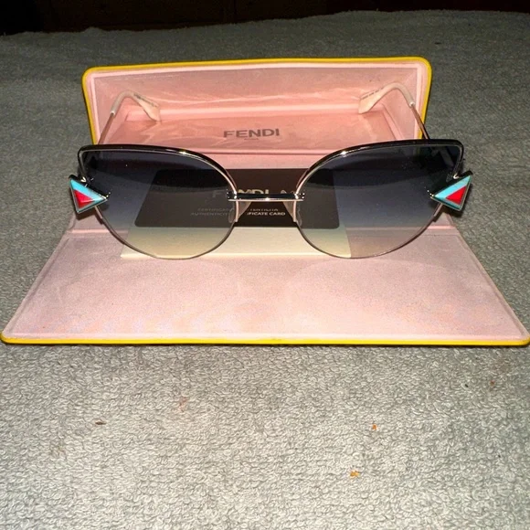 Fendi FF0242/S SCBNE Cat Eye sunglasses Fendi FF 0242/S SCBNE Cat Eye Blue Gradient Sunglasses With  main image 3